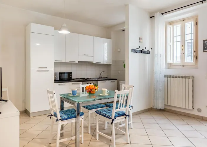 Guesthost - Quiet And Bright Флоренция